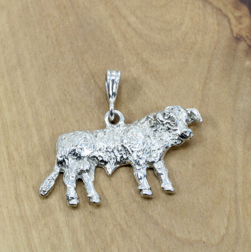 Large Prize Hereford or Charolais Bull Necklace in 925 Sterling Silver