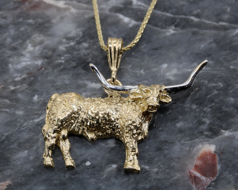 Medium Longhorn Necklace with Texas Longhorn made in Solid 14kt gold