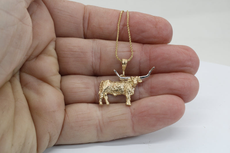 Medium Longhorn Necklace with Texas Longhorn made in Solid 14kt gold