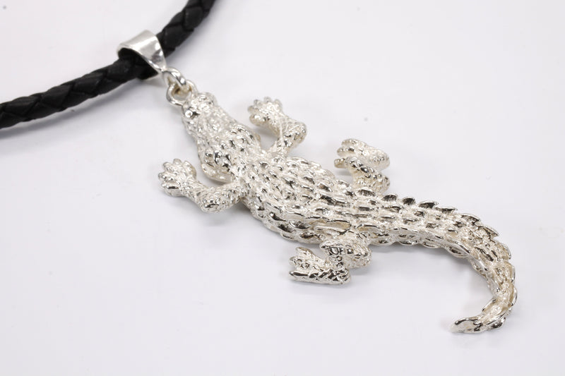Agrijewelry has coton boll jewelry for the cotton farmer's wife