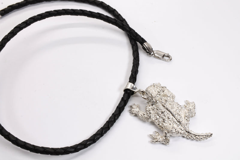 Agrijewelry has coton boll jewelry for the cotton farmer's wife