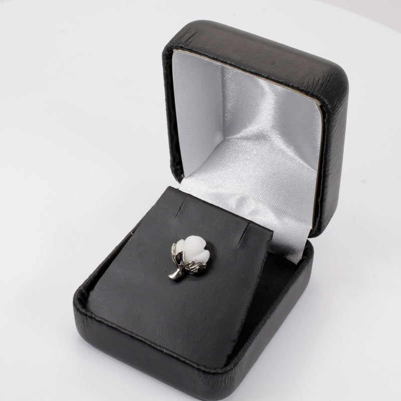 Agrijewelry has coton boll jewelry for the cotton farmer's wife
