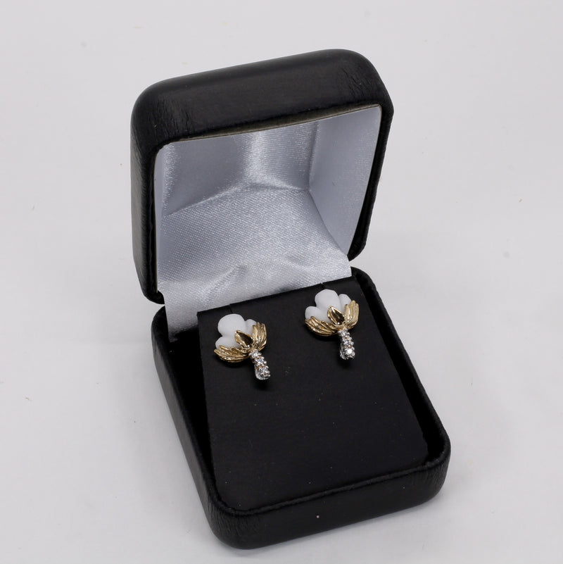Agrijewelry has coton boll jewelry for the cotton farmer's wife