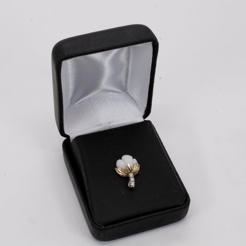 Agrijewelry has coton boll jewelry for the cotton farmer's wife
