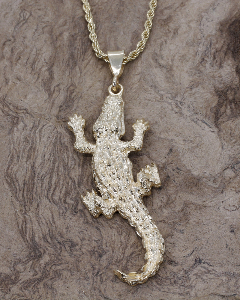 Agrijewelry has coton boll jewelry for the cotton farmer's wife