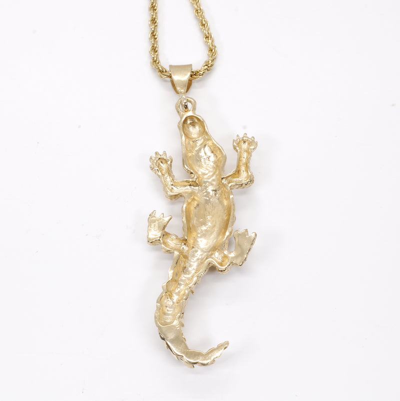 Agrijewelry has coton boll jewelry for the cotton farmer's wife