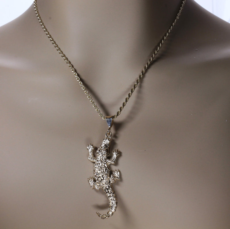 Agrijewelry has coton boll jewelry for the cotton farmer's wife