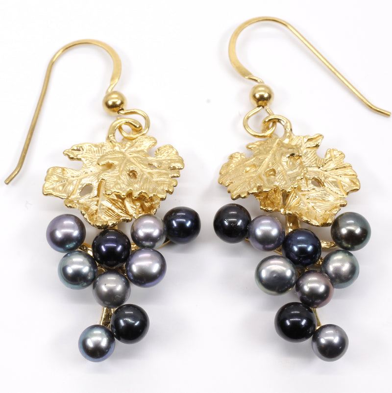 Agrijewelry has coton boll jewelry for the cotton farmer's wife