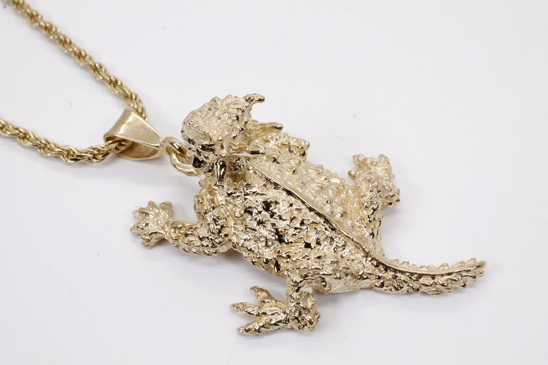 Agrijewelry has coton boll jewelry for the cotton farmer's wife