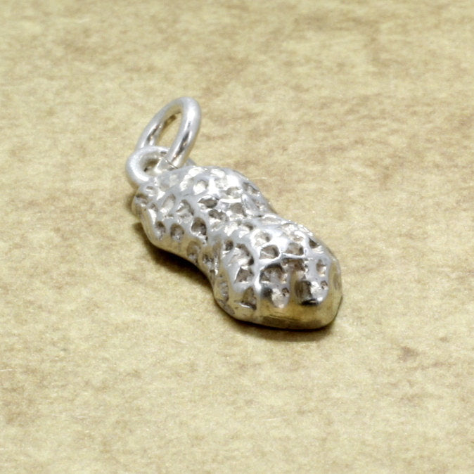 Agrijewelry has coton boll jewelry for the cotton farmer's wife