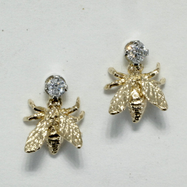 Agrijewelry has coton boll jewelry for the cotton farmer's wife