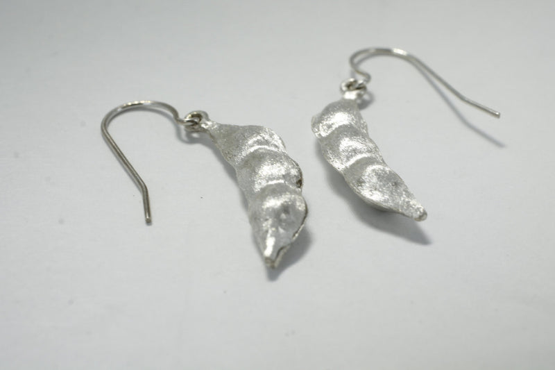 Agrijewelry has coton boll jewelry for the cotton farmer's wife