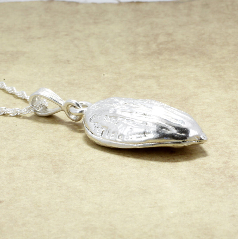 Agrijewelry has coton boll jewelry for the cotton farmer's wife