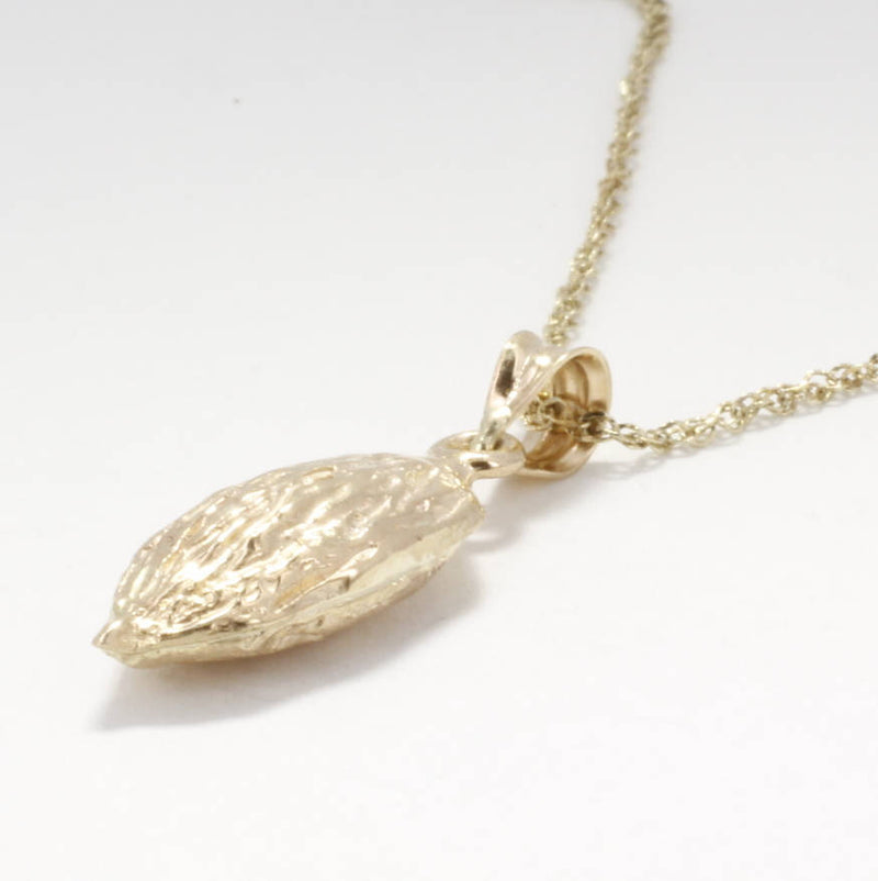 Agrijewelry has coton boll jewelry for the cotton farmer's wife