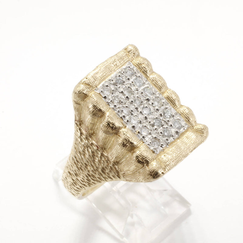 Agrijewelry has coton boll jewelry for the cotton farmer's wife