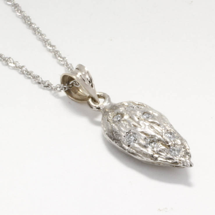 Agrijewelry has coton boll jewelry for the cotton farmer's wife