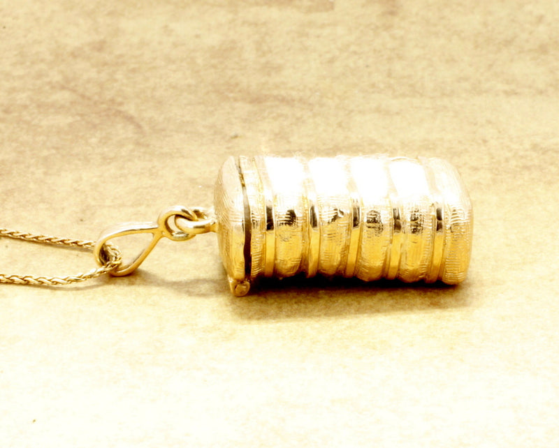 Agrijewelry has coton boll jewelry for the cotton farmer's wife