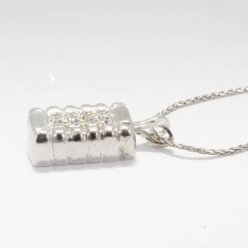 Agrijewelry has coton boll jewelry for the cotton farmer's wife