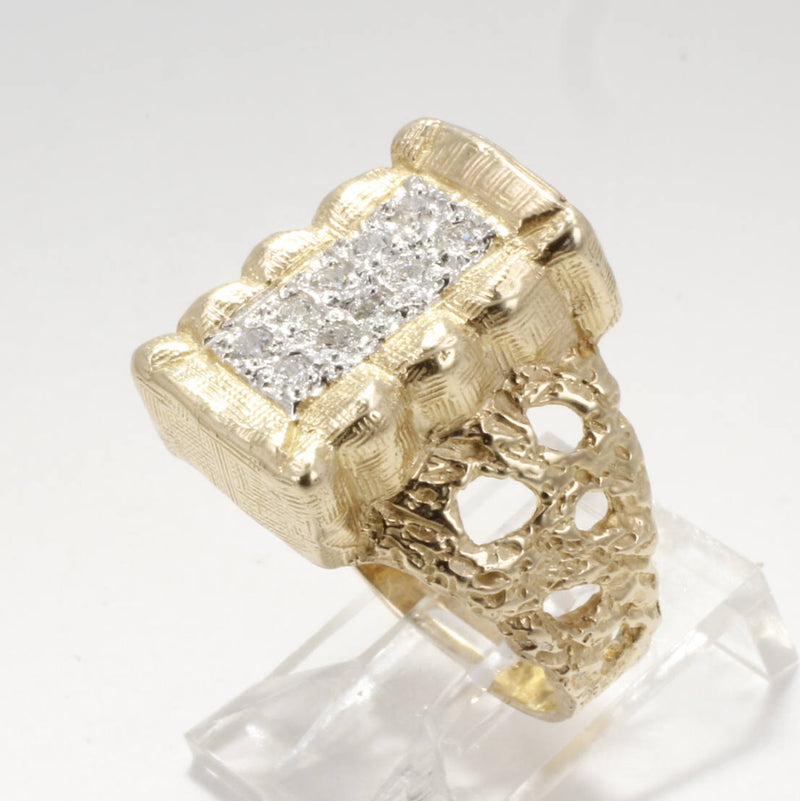 Agrijewelry has coton boll jewelry for the cotton farmer's wife