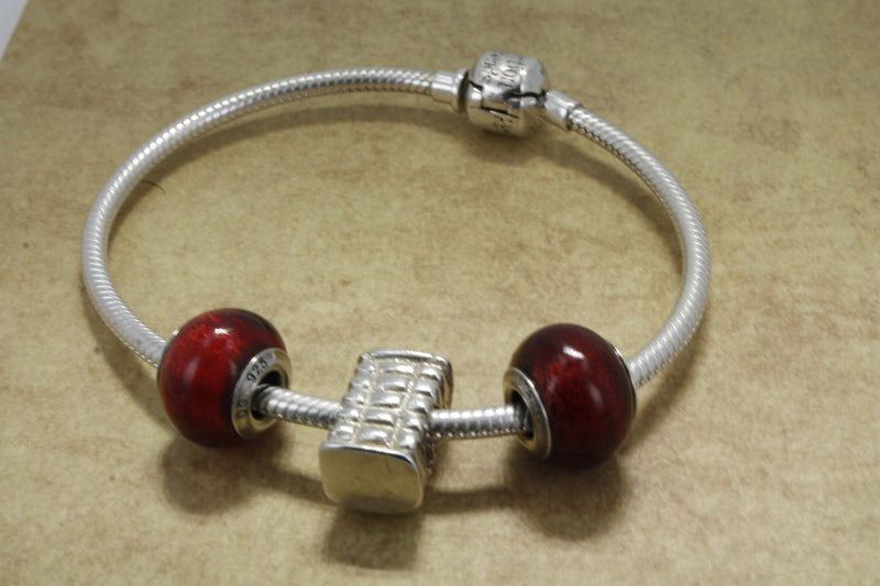 Agrijewelry has coton boll jewelry for the cotton farmer's wife