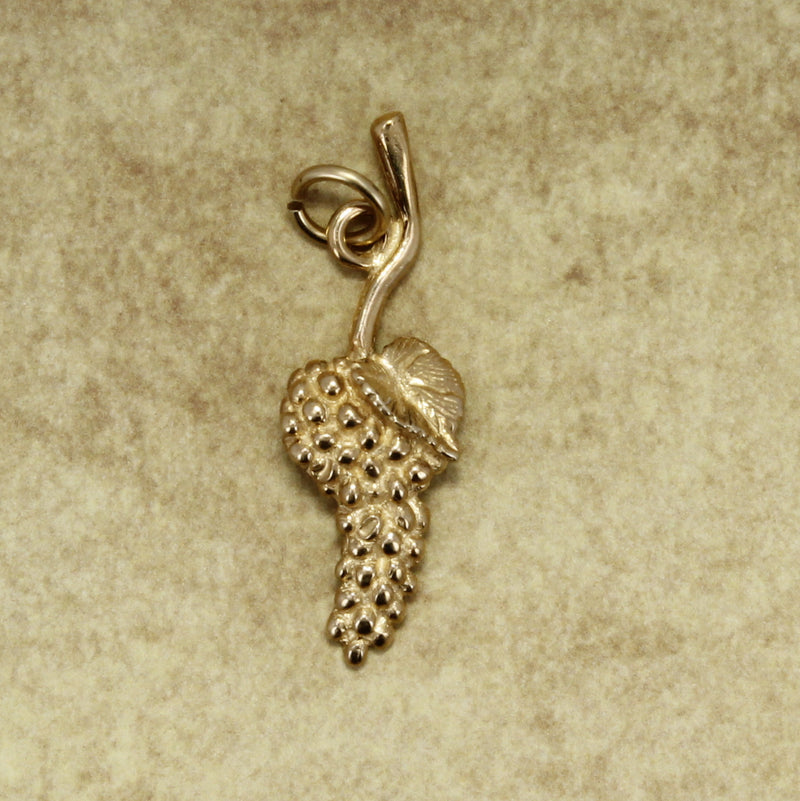 Agrijewelry has coton boll jewelry for the cotton farmer's wife