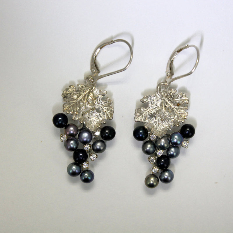 Agrijewelry has coton boll jewelry for the cotton farmer's wife