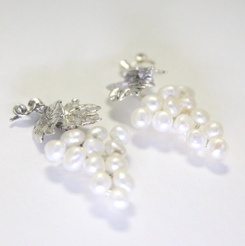 Agrijewelry has coton boll jewelry for the cotton farmer's wife