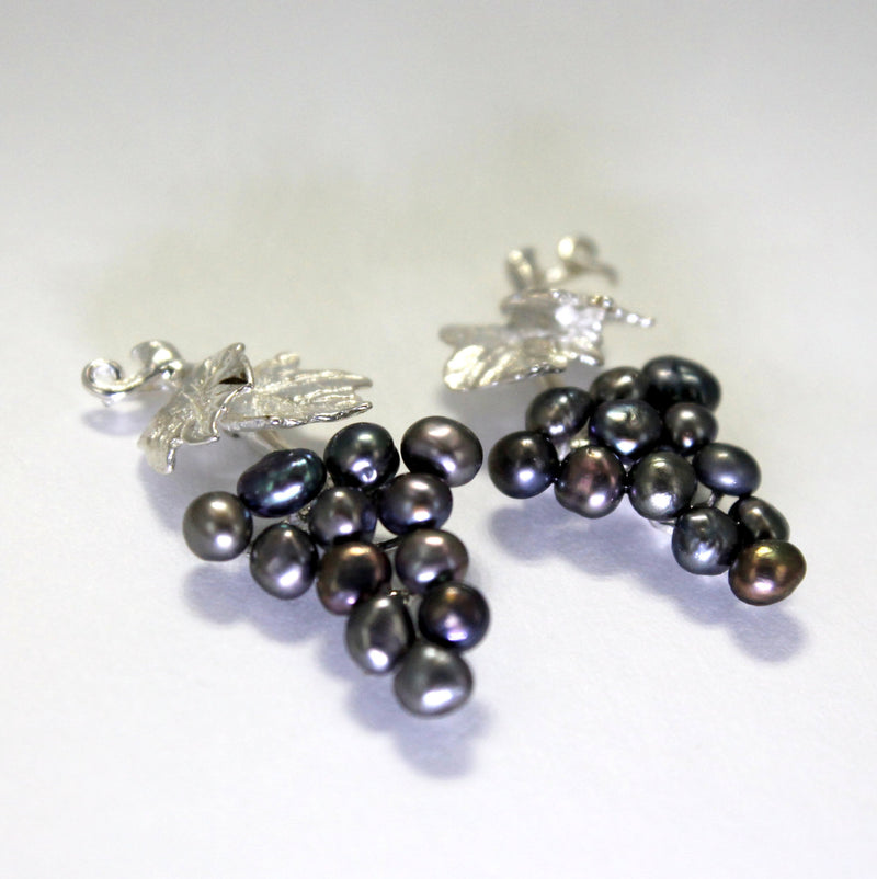 Agrijewelry has coton boll jewelry for the cotton farmer's wife