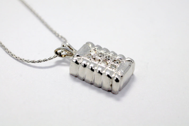 Agrijewelry has coton boll jewelry for the cotton farmer's wife