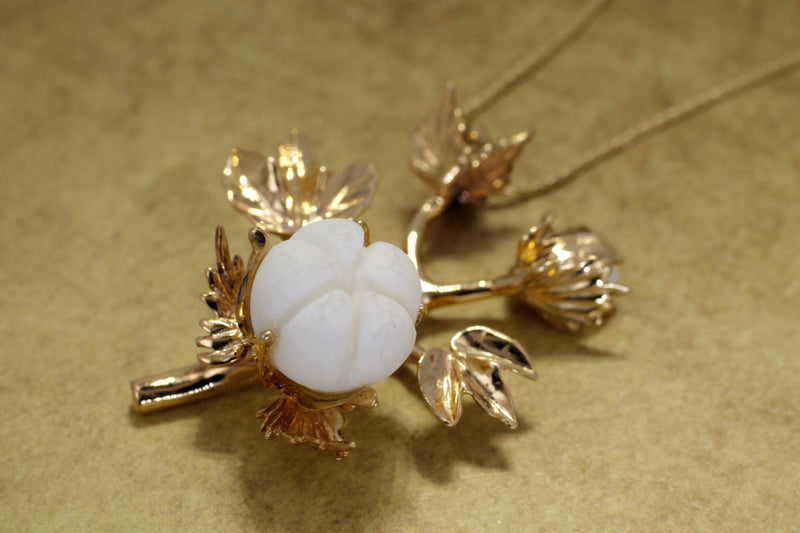 Agrijewelry has coton boll jewelry for the cotton farmer's wife