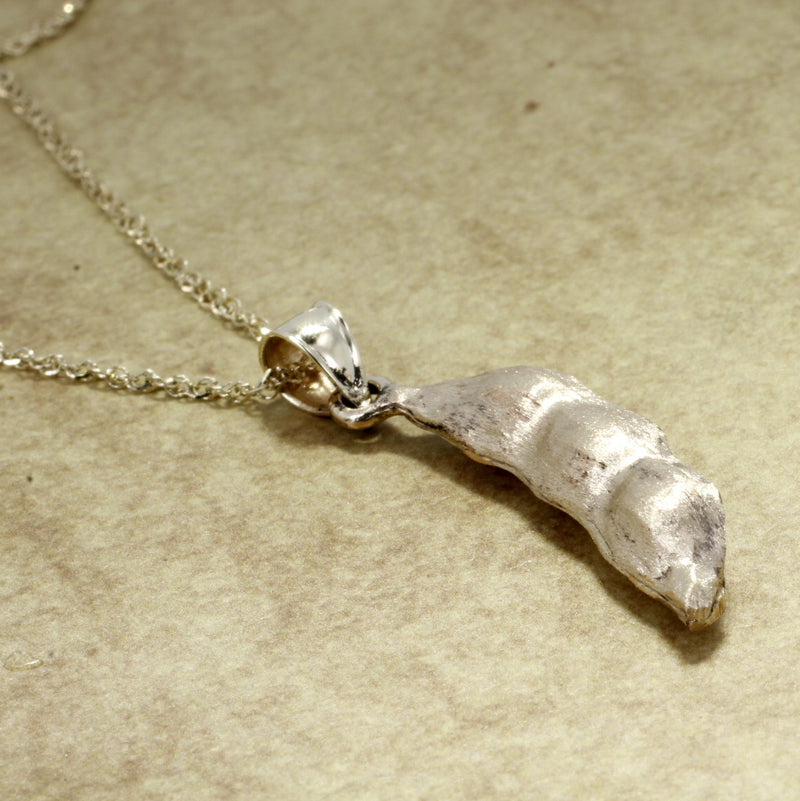 Agrijewelry has coton boll jewelry for the cotton farmer's wife