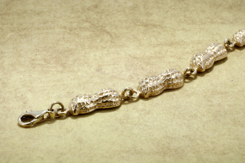 Agrijewelry has coton boll jewelry for the cotton farmer's wife
