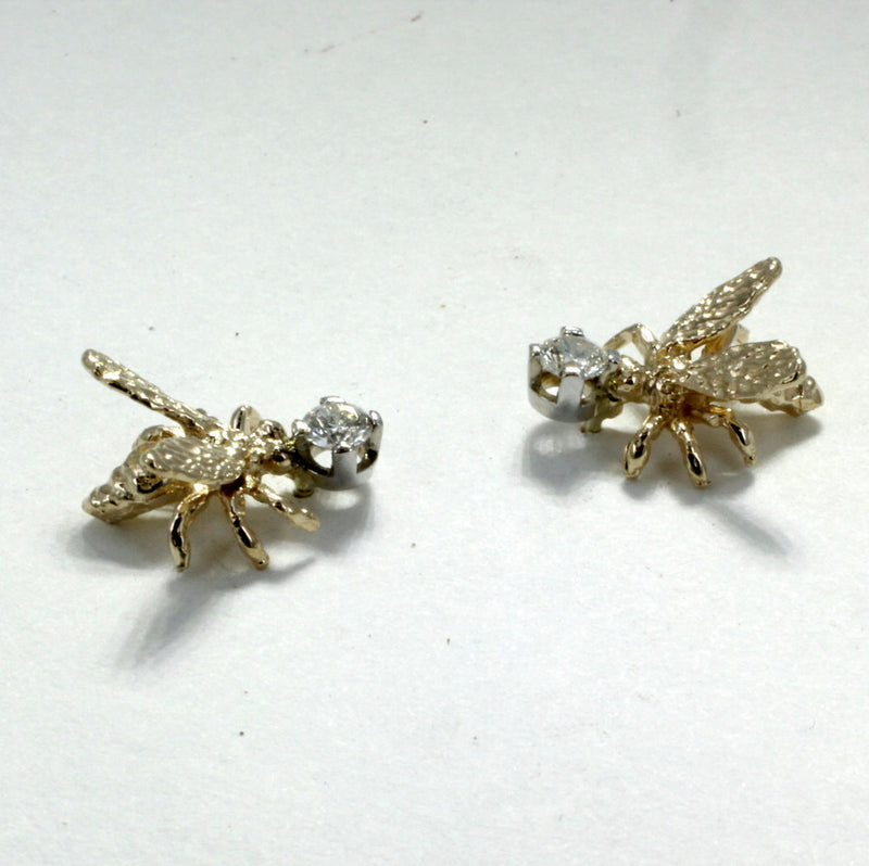 Agrijewelry has coton boll jewelry for the cotton farmer's wife