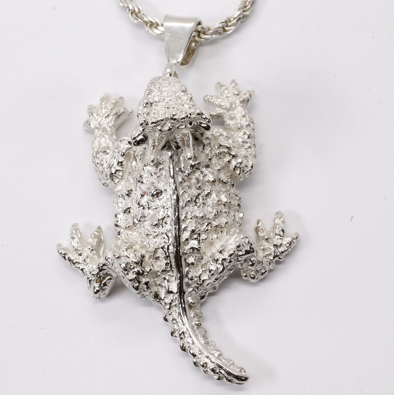 Agrijewelry has coton boll jewelry for the cotton farmer's wife