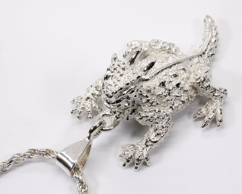 Agrijewelry has coton boll jewelry for the cotton farmer's wife