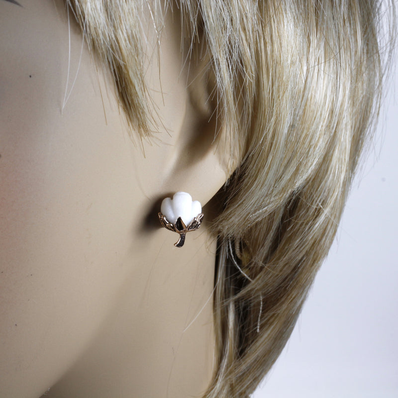 Agrijewelry has coton boll jewelry for the cotton farmer's wife