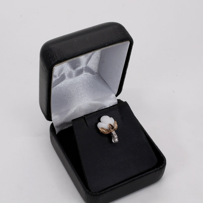 Agrijewelry has coton boll jewelry for the cotton farmer's wife