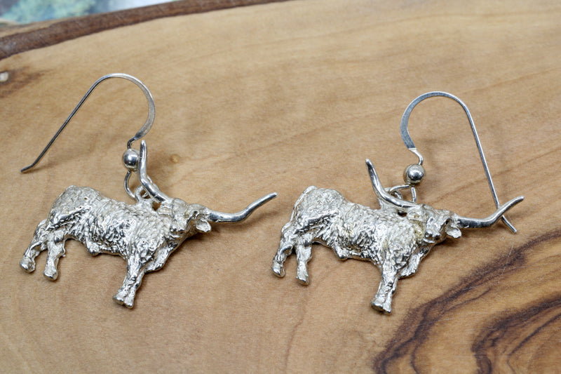 Texas Longhorn Set of Necklace and Earrings with medium 2-d Longhorns