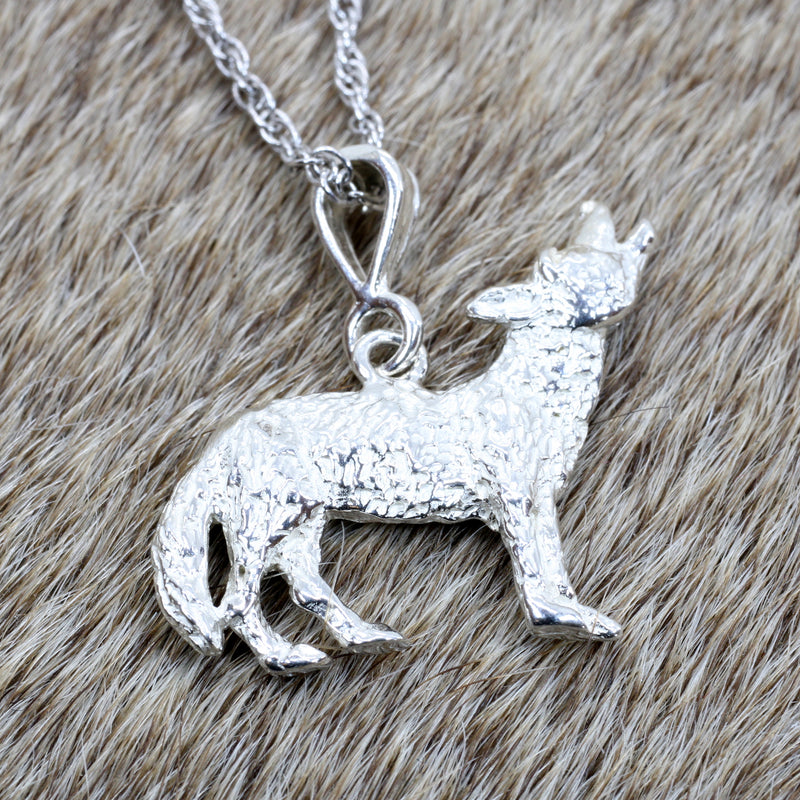 Silver Coyote Necklace with solid 925 Sterling Silver 2D Howling Coyote