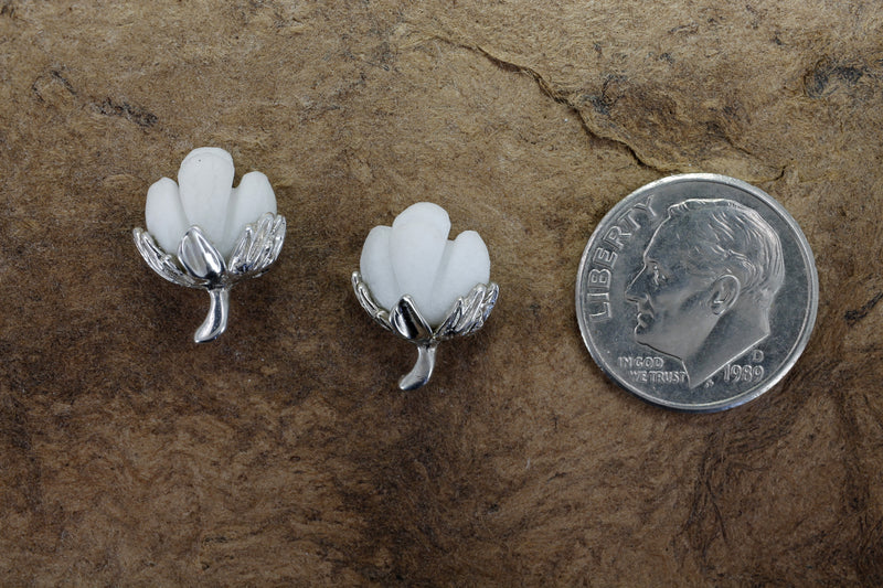 Matching Set of Cotton Boll Necklace And Stud Earrings in 14kt White Gold