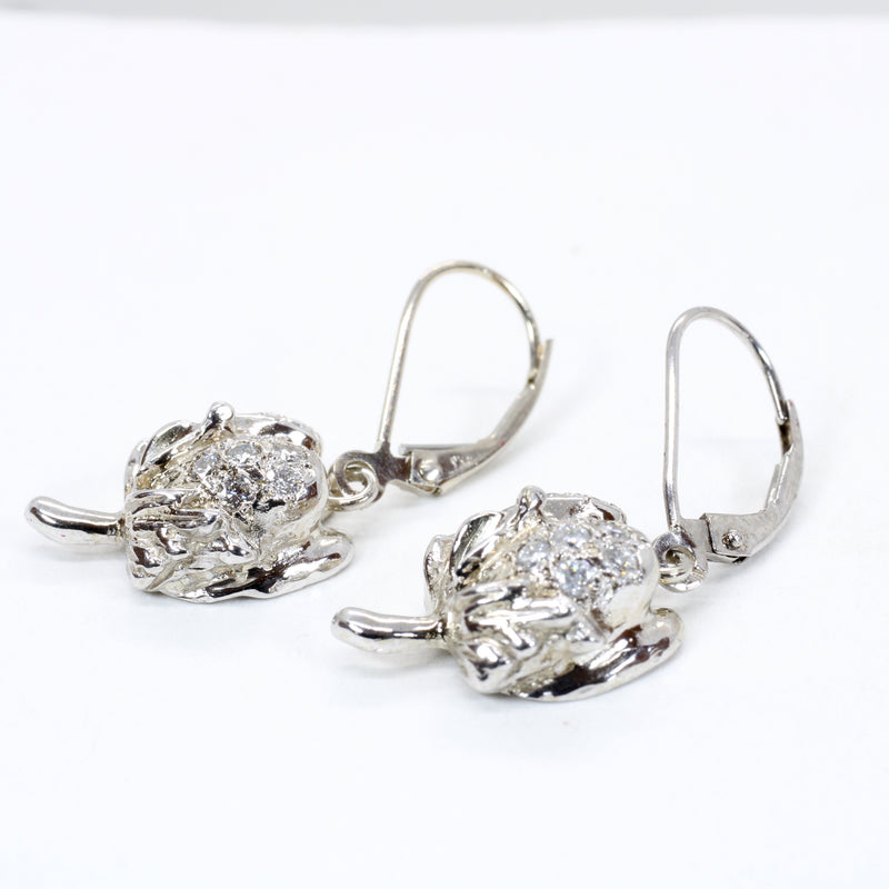 Set of Diamond Cotton Boll Necklace and Earrings in White Gold