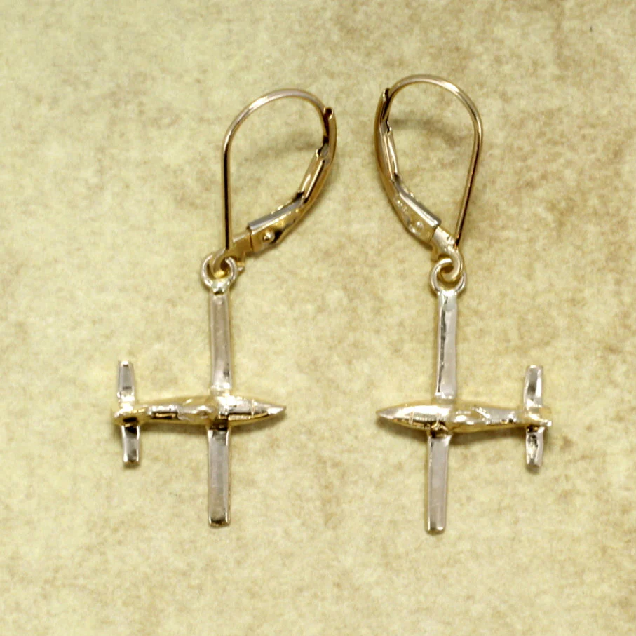 What type of earring back is used for these earrings?