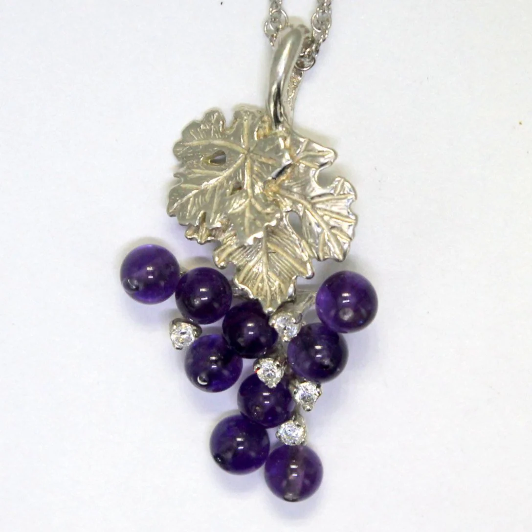 What inspired the design of the necklace?