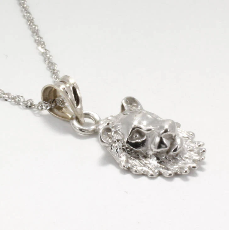 What does a gold lion pendant mean?