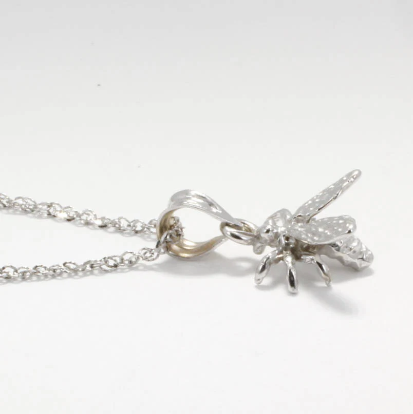 What is the length of the bee pendant?