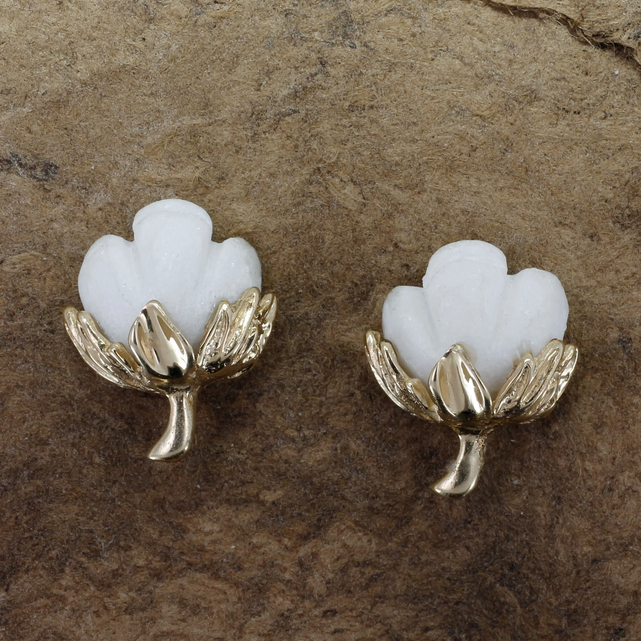 Handmade Cotton Boll Earrings with 14kt Gold Cotton Burs and White Stones C136 Questions & Answers