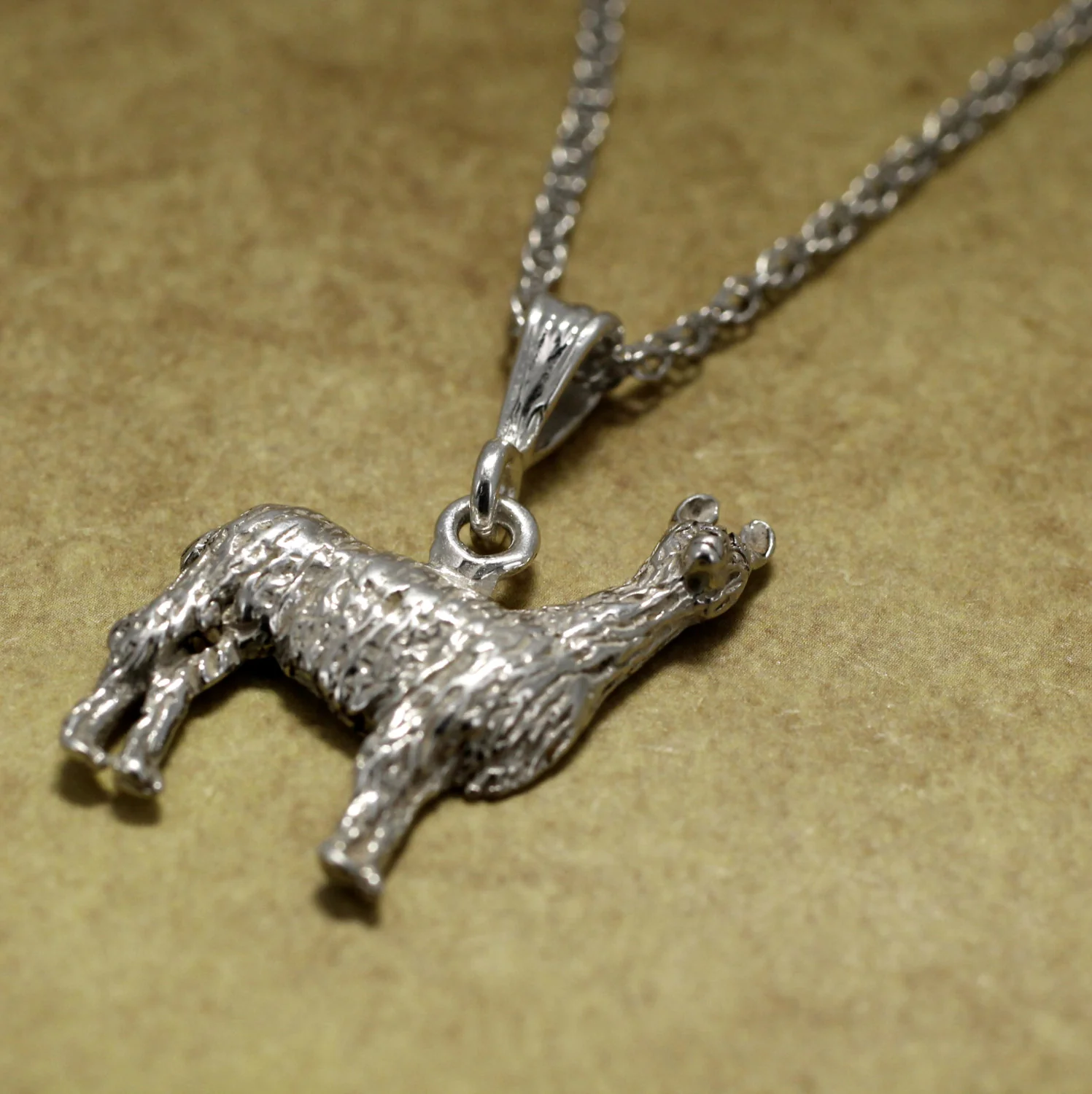 How did the necklace get its name?