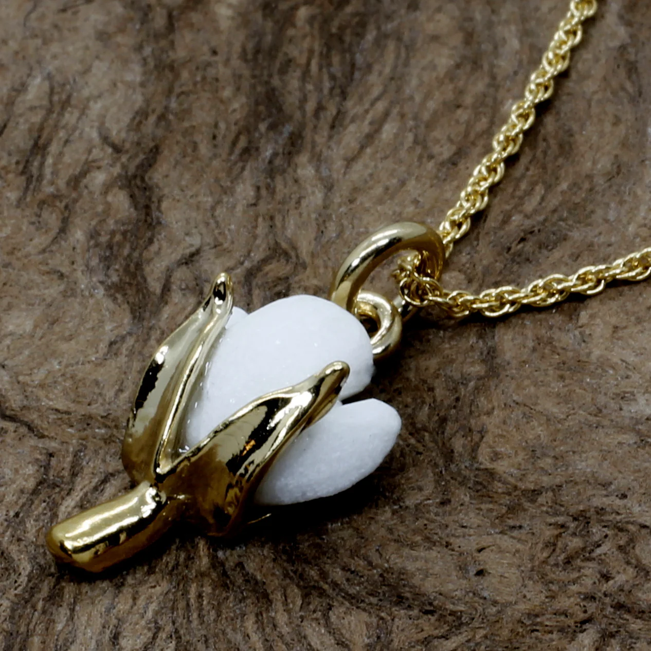 What is the length of the pendant chain?
