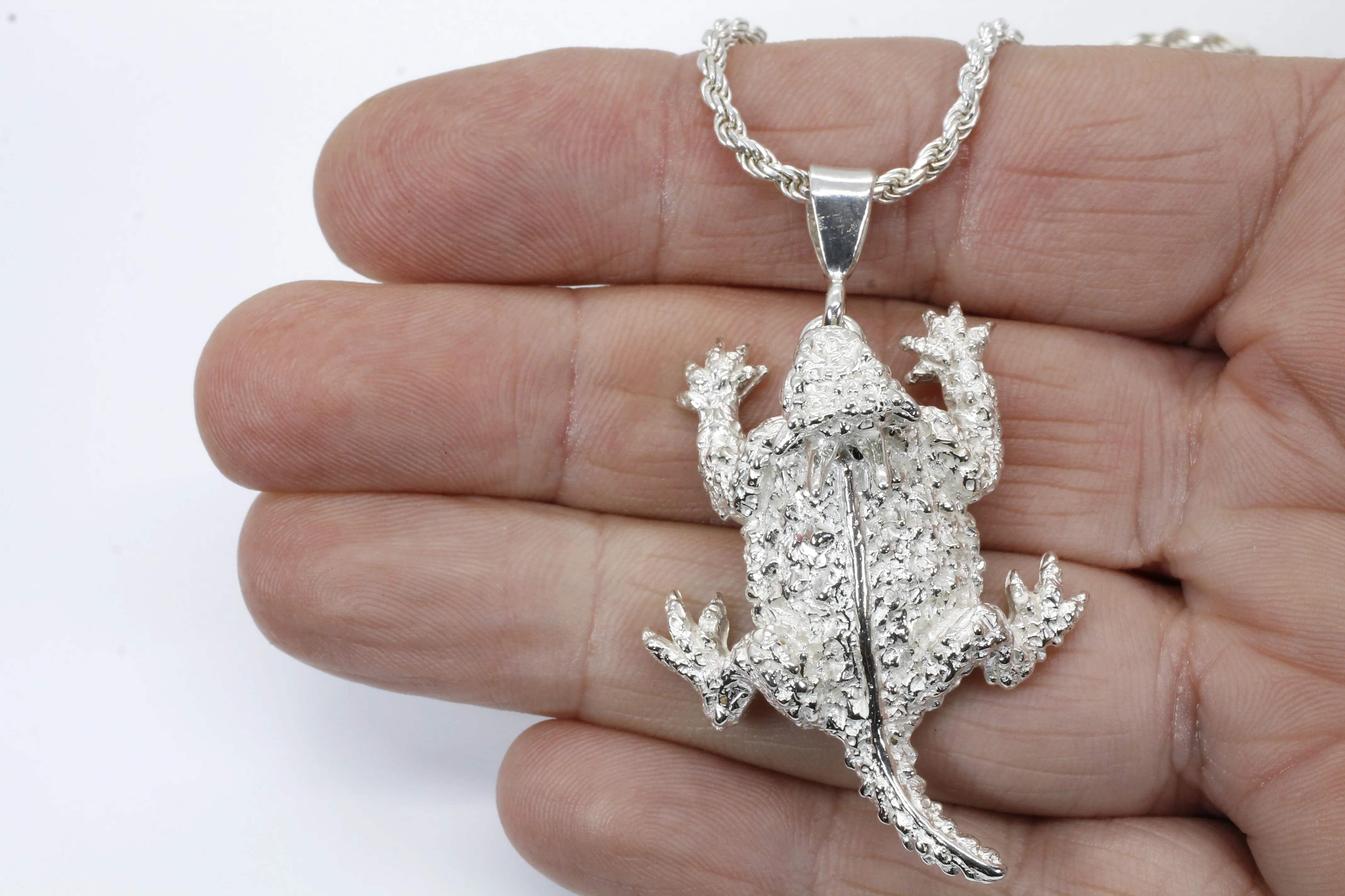 Large Silver Horned Toad Frog Lizard Necklace made in 925 Sterling Silver Questions & Answers