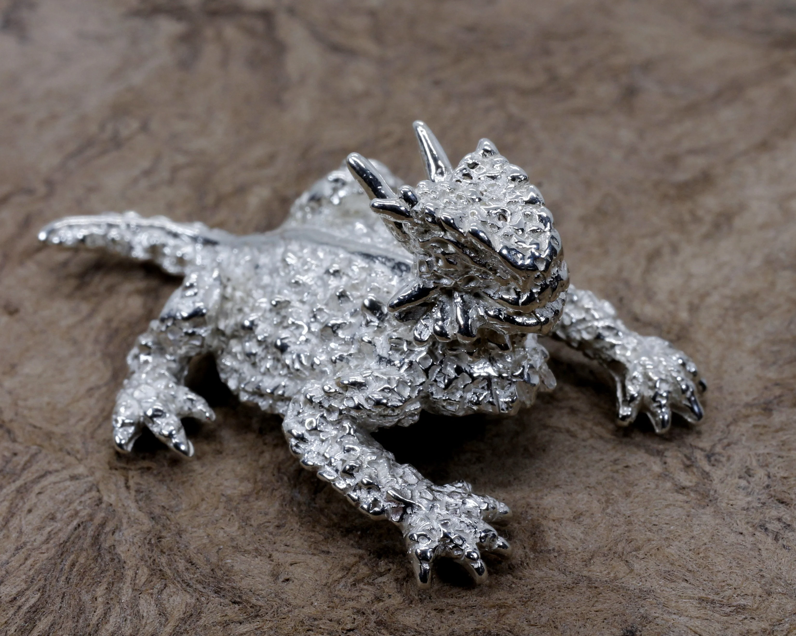 Horned Toad Frog Toad Desk Accessory Paperweight in 925 Sterling Silver Questions & Answers